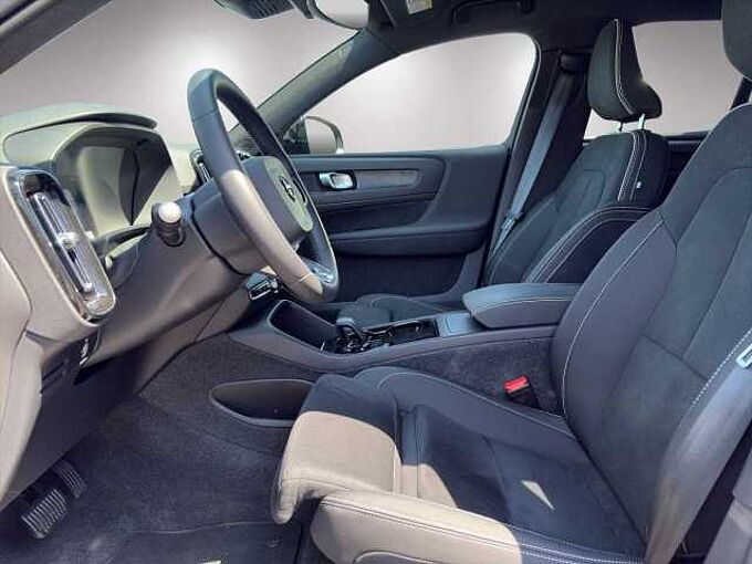 Volvo XC40 Recharge Single M. Extended Range RWD Plus