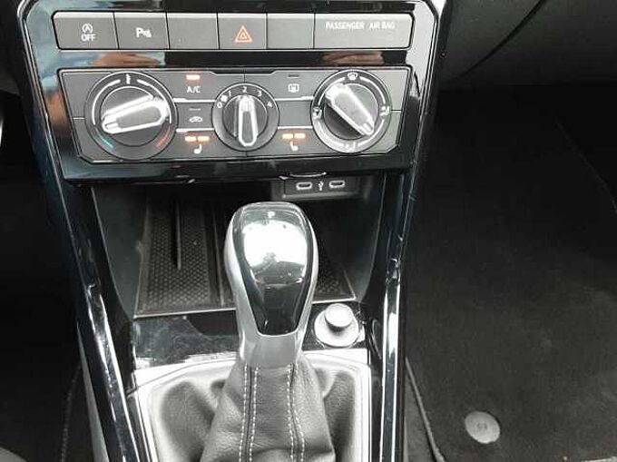 Volkswagen T-Cross 1.0 TSI 85 kW R-Line