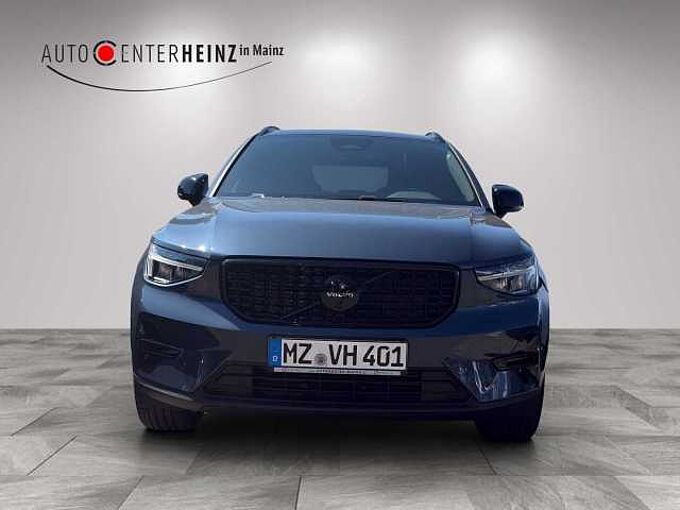 Volvo XC40 B3 B DKG Plus Black Edition
