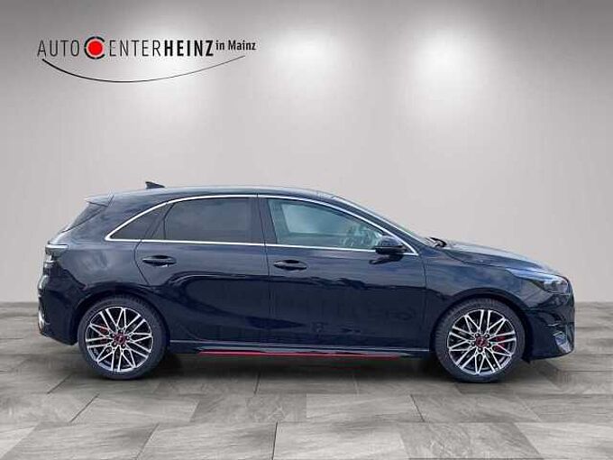 Kia Ceed 1.6 T-GDI DCT7 OPF GT 