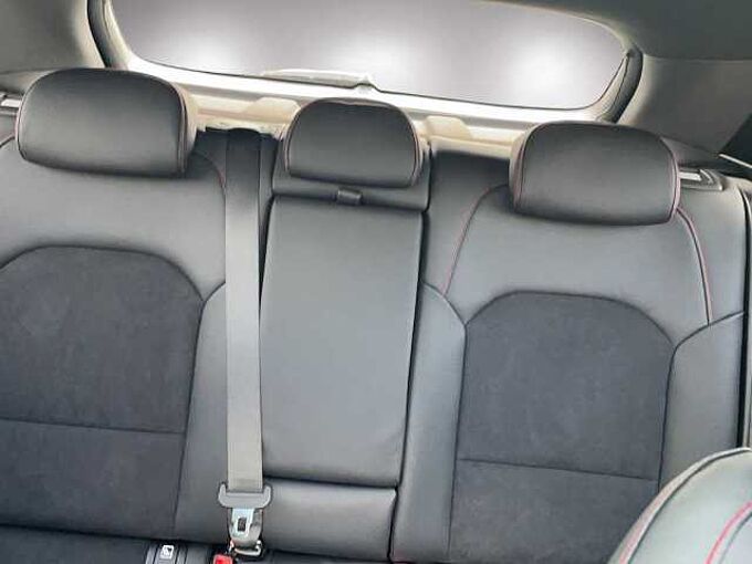 Kia Ceed 1.6 T-GDI DCT7 OPF GT 