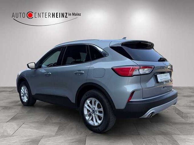 Ford Kuga Plug-In Hybrid Titanium