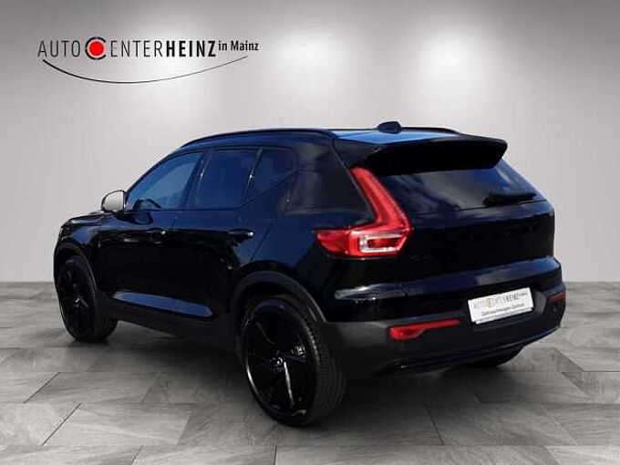 Volvo XC 40 Plus Black Edition 2WD