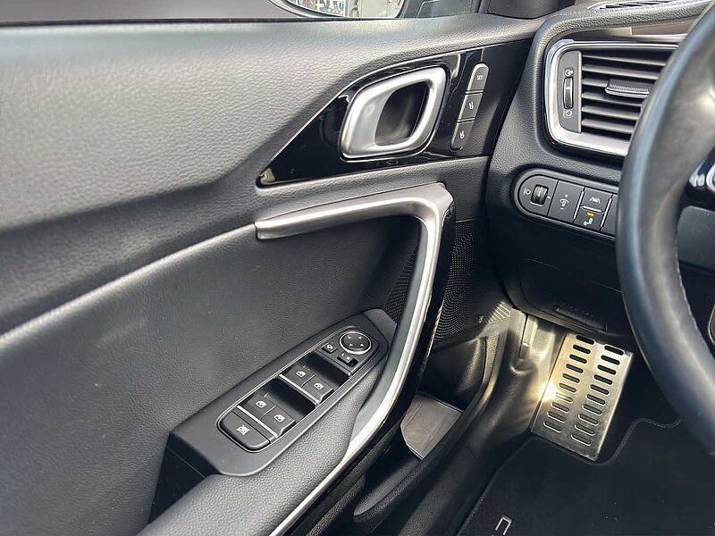 Kia cee'd Platinum Edition