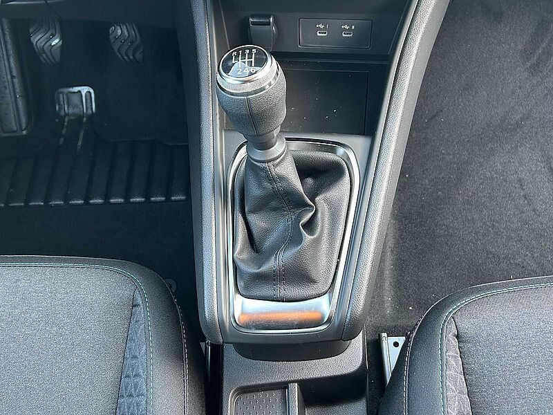 Renault Captur TCe 115 EVOLUTION