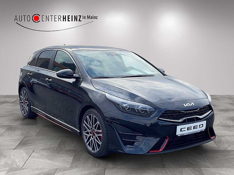 Kia Ceed 1.6 T-GDI DCT7 OPF GT