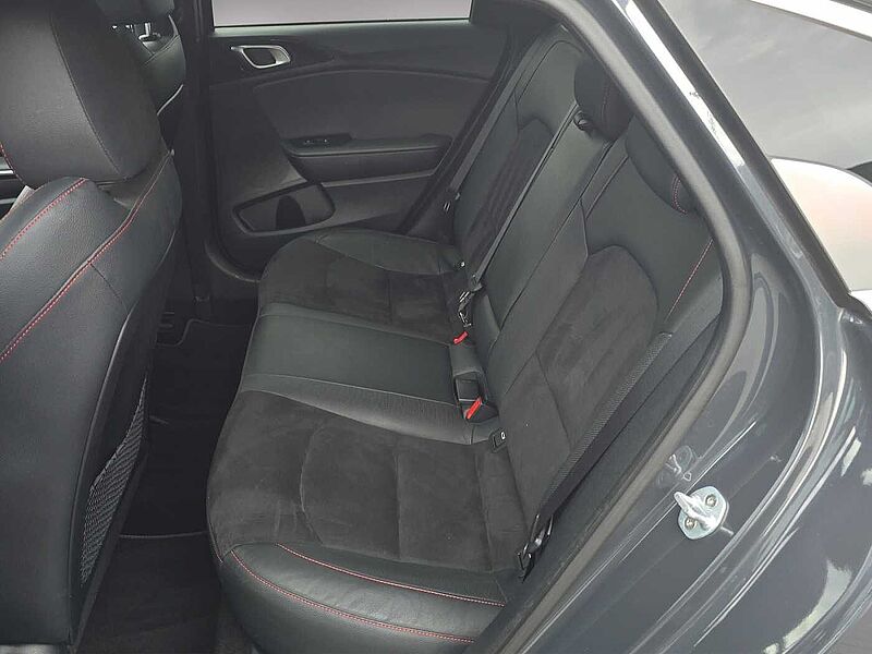 Kia pro_cee'd GT