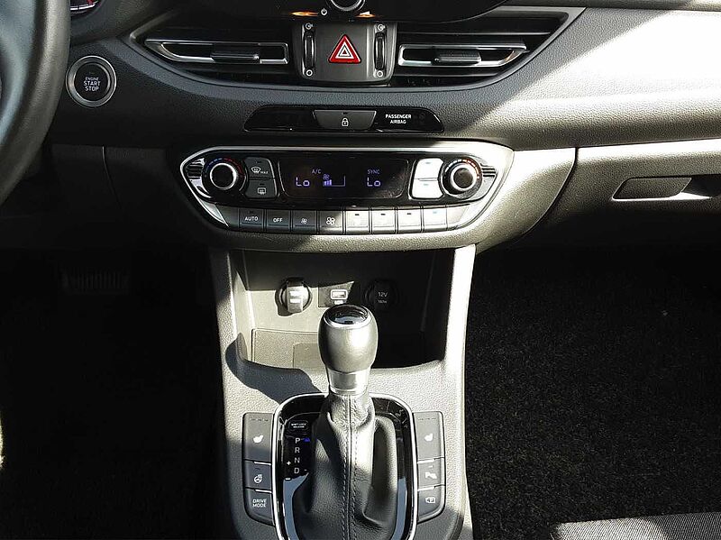 Hyundai i30 Edition 30+ Mild-Hybrid