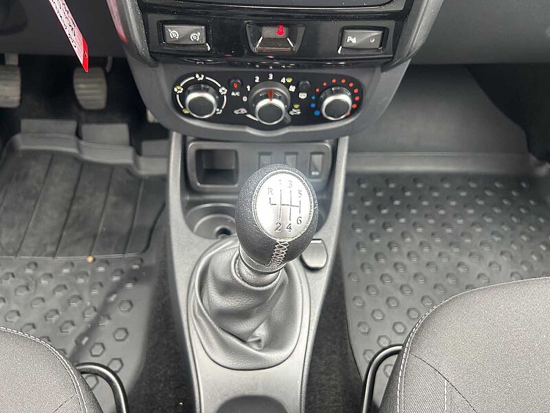 Dacia Duster Black Shadow 4x2