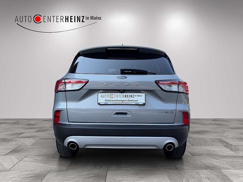 Ford Kuga Plug-In Hybrid Titanium