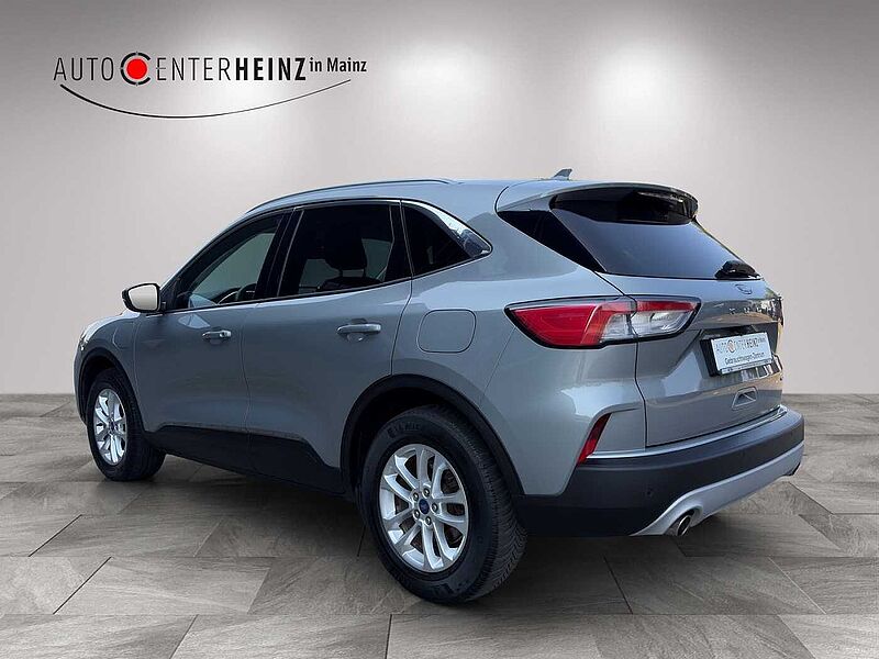Ford Kuga Plug-In Hybrid Titanium