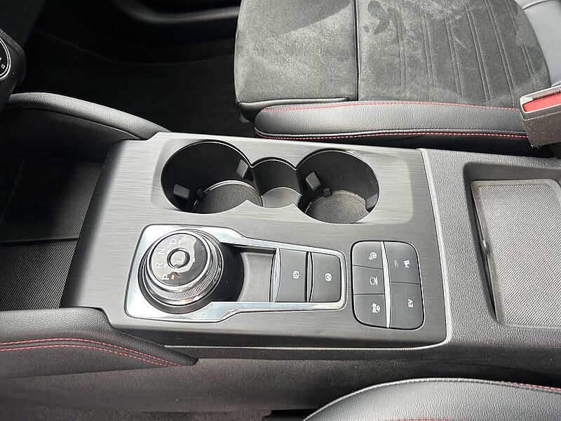 Ford Kuga Plug-In Hybrid ST-Line X